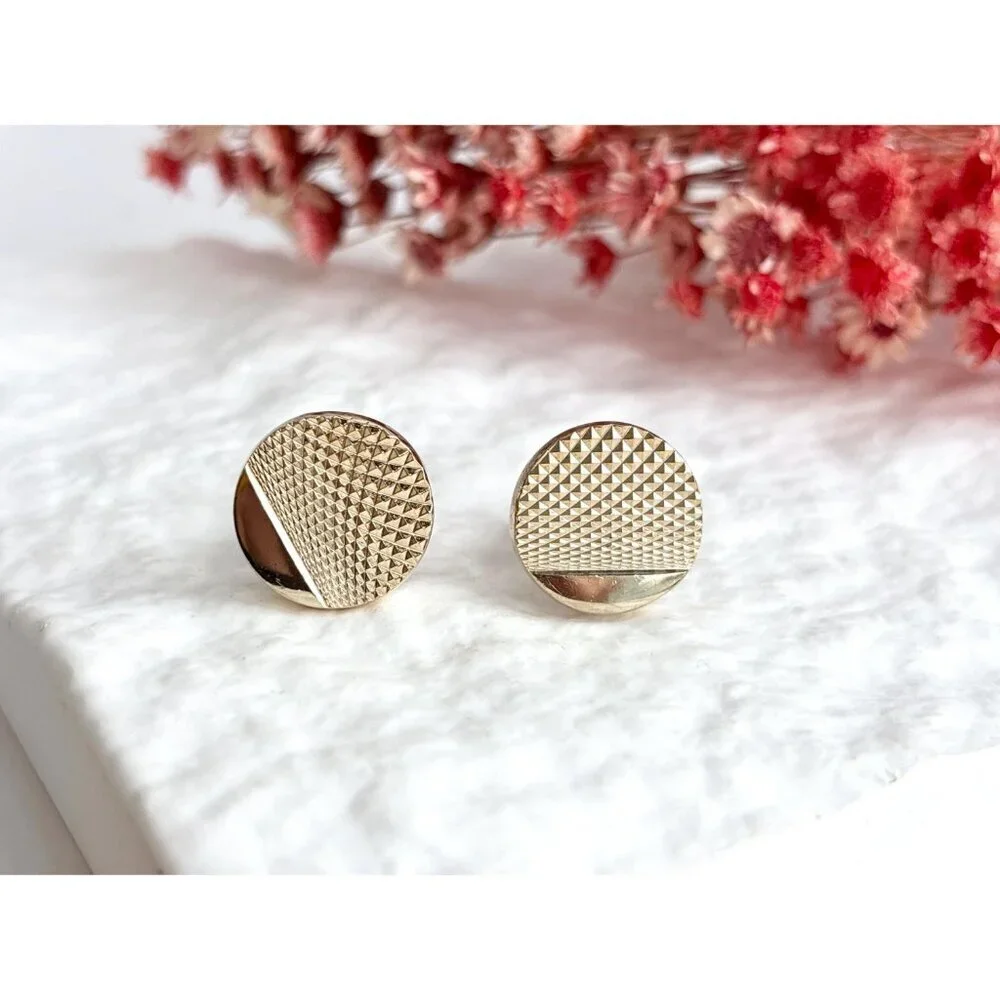 Knurled Textured 80's Style Retro Gold Toned Round Vintage Cuff Links